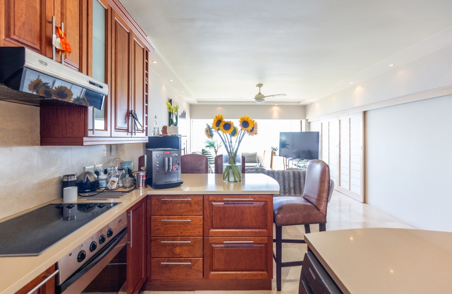 2 Bedroom Property for Sale in Mouille Point Western Cape